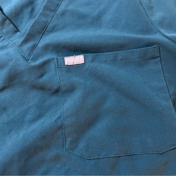 FIGS - Scrub Set - Picture 4 of 7